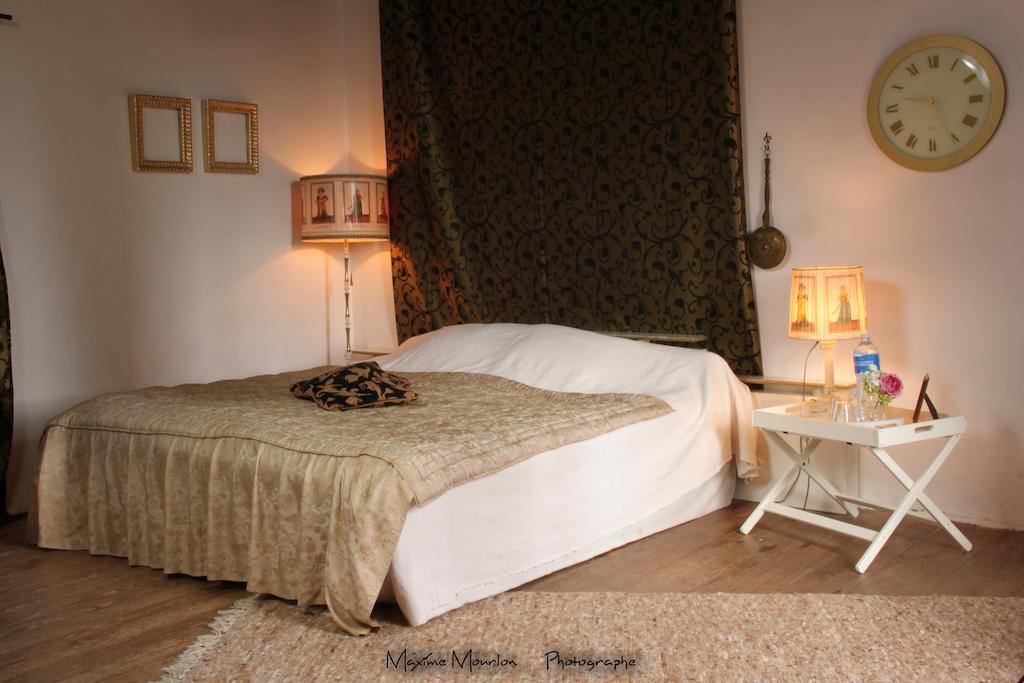 Chateau Rosans Room photo