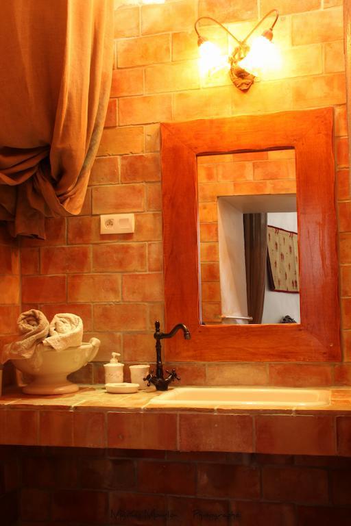 Chateau Rosans Room photo
