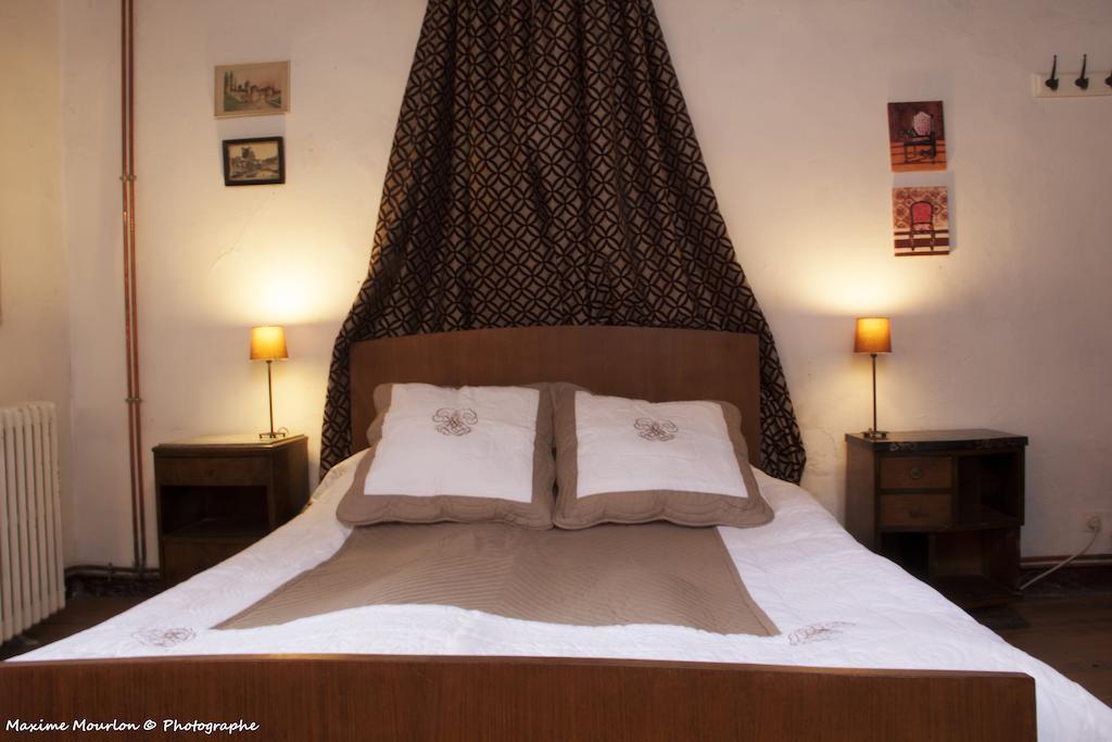 Chateau Rosans Room photo