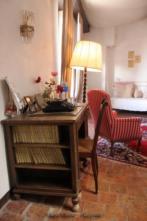 Chateau Rosans Room photo